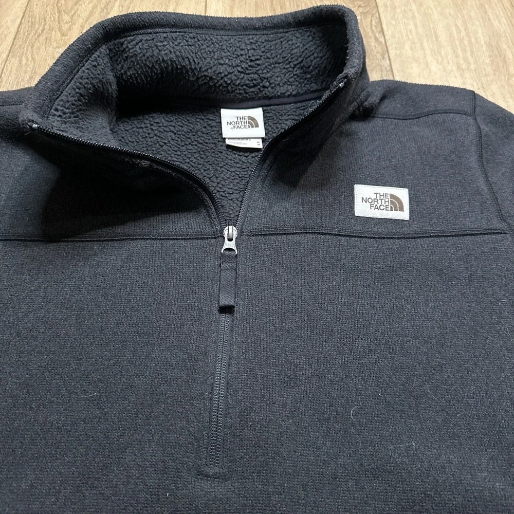 THE NORTH FACE Fleece Lined Pullover Sweatshirt Men's Size Medium 1/2 Zip Black‎